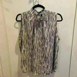 Womens week& multicolored blouse sz Large‎ Abstract Print